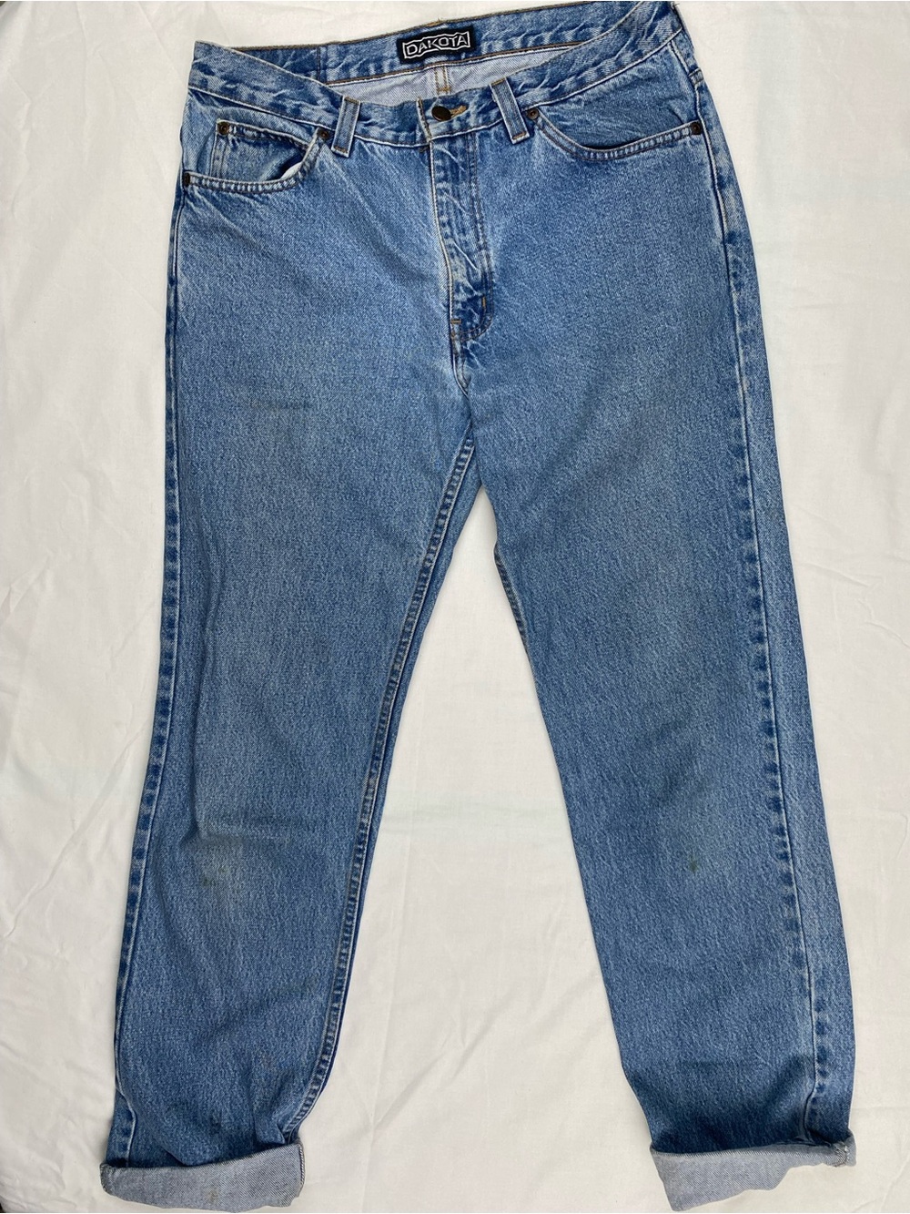 Dakota Men's Slim-Straight Jeans in Classic Light Blue